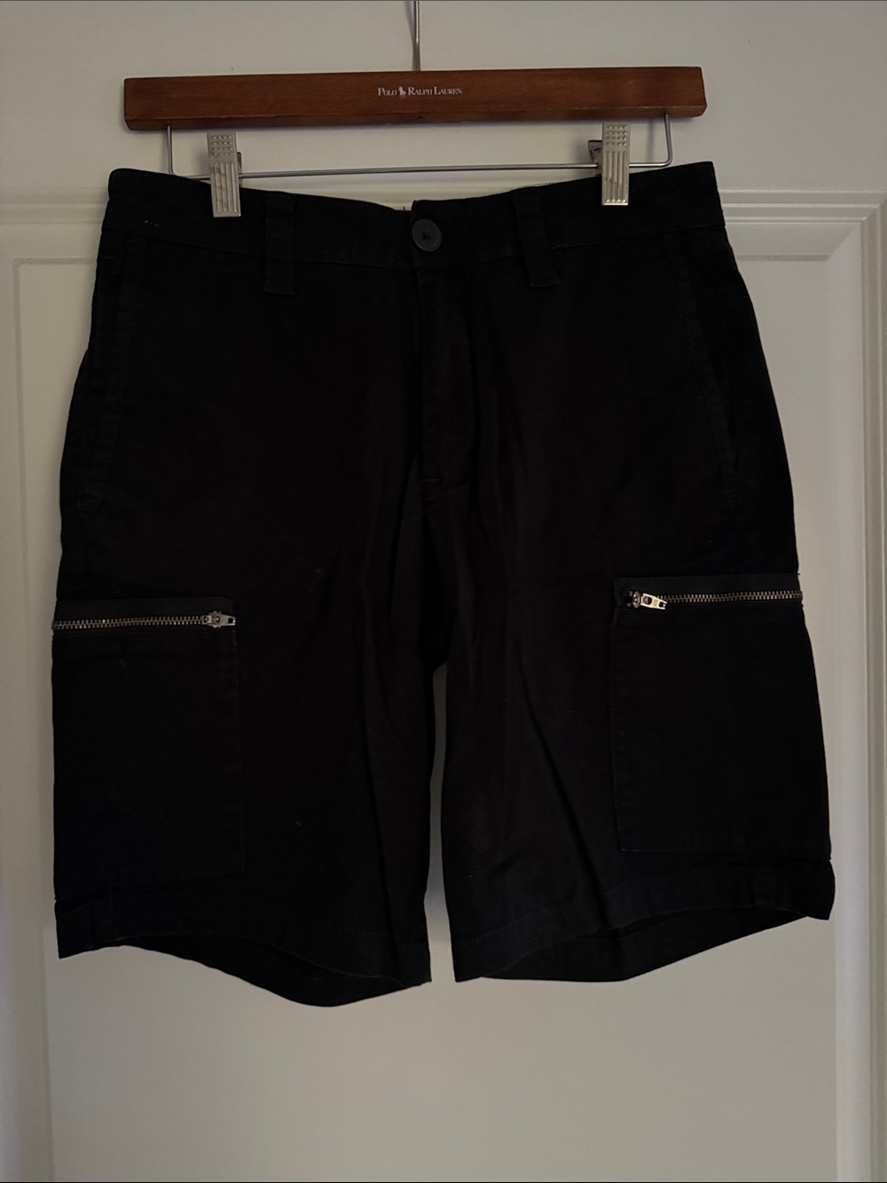 NWOT Men’s Armani Exchange Black Cargo Dress Shorts S